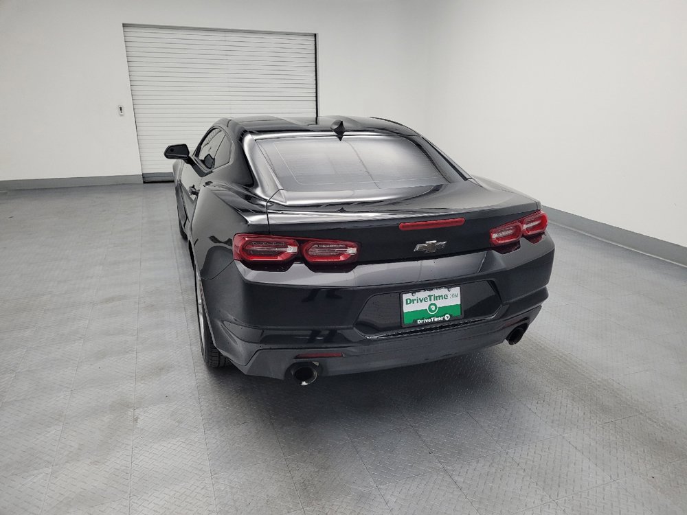 Used 2019 Chevrolet Camaro LT RWD image 6