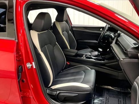 Used 2025 Kia K5 GT-Line w/ GT-Line Premium Package FWD image 7