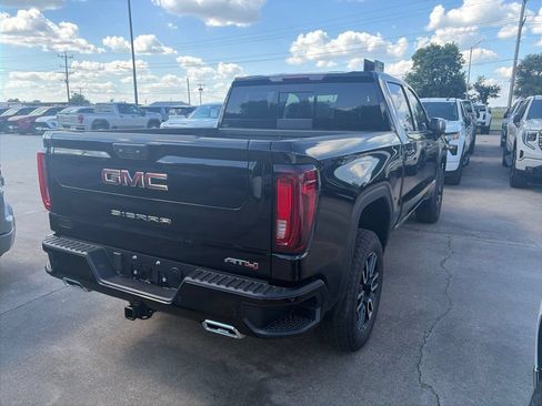 New 2026 GMC Sierra 1500 AT4 w/ AT4 Premium Package AWD/4WD image 6