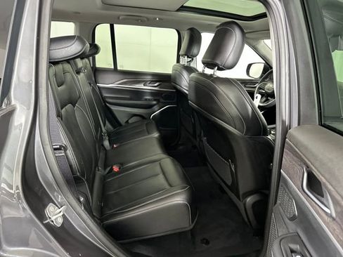 Used 2022 Jeep Grand Cherokee Limited 4xe image 28