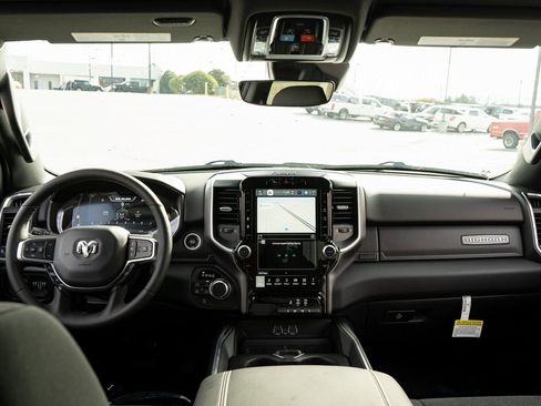 New 2026 RAM 1500 Big Horn AWD/4WD image 19