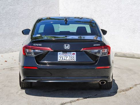 Used 2022 Honda Civic Sport image 5