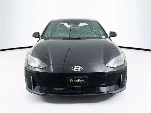 Used 2024 Hyundai Ioniq 6 SEL image 2