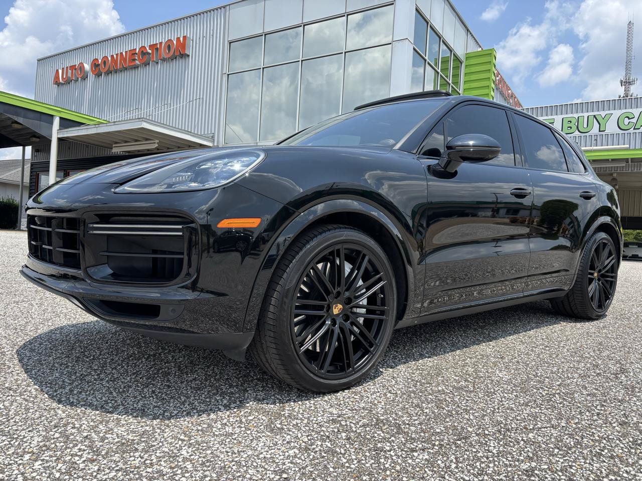Used 2023 Porsche Cayenne Turbo AWD/4WD image 11