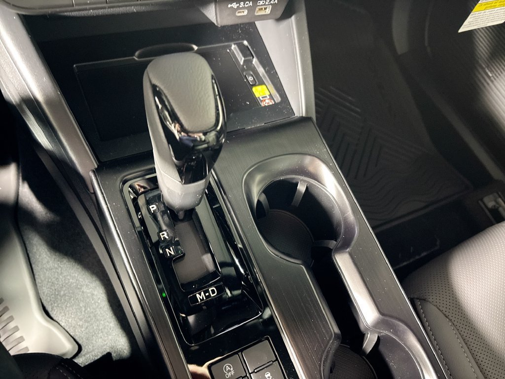 New 2026 Subaru Outback Limited AWD/4WD image 18
