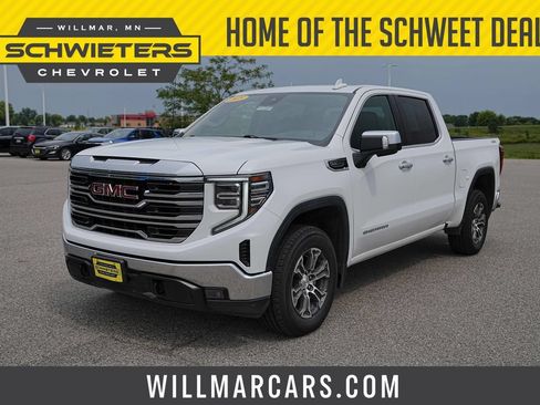 Used 2025 GMC Sierra 1500 SLT AWD/4WD image 1