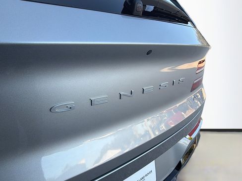 Used 2022 Genesis GV80 2.5T w/ Prestige Package 04 image 11