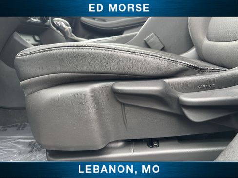 Certified 2025 Buick Encore GX Preferred FWD image 34