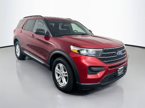 Used 2020 Ford Explorer XLT w/ Class III Trailer Tow Package AWD/4WD image 1