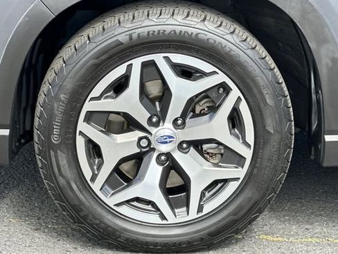 Used 2020 Subaru Forester Premium w/ Popular Package #1 AWD/4WD image 28