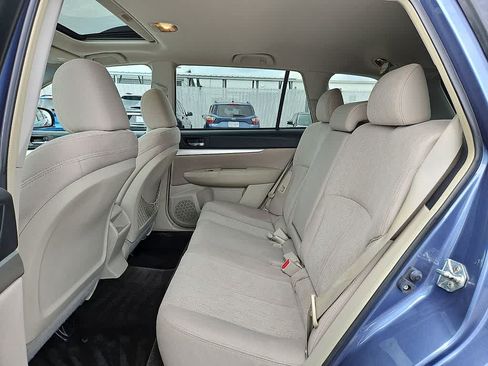 Used 2013 Subaru Outback 2.5i Premium AWD/4WD image 9