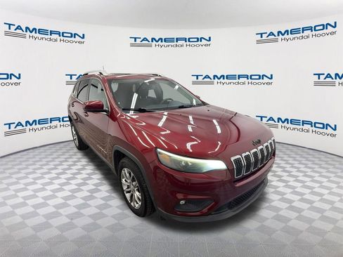 Used 2019 Jeep Cherokee Latitude Plus w/ Comfort/Convenience Group FWD image 7