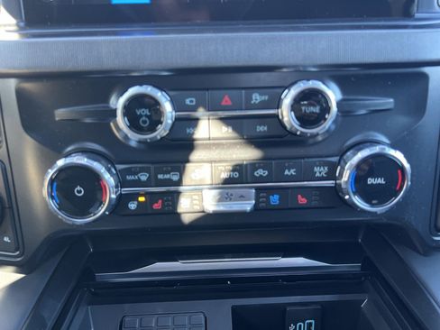 New 2026 Ford F450 Platinum w/ FX4 Off-Road Package image 21