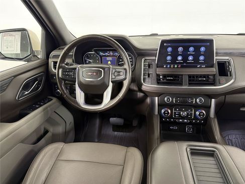 Certified 2021 GMC Yukon XL SLT w/ SLT Luxury Plus Package AWD/4WD image 24