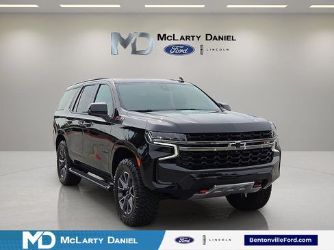 Used 2021 Chevrolet Tahoe Z71 w/ Z71 Signature Package AWD/4WD image 1