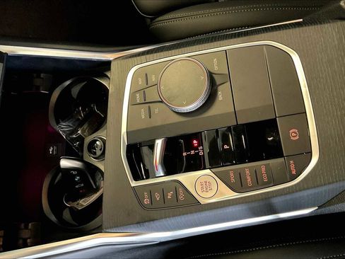 New 2026 BMW 330i Sedan w/ Premium Package image 7