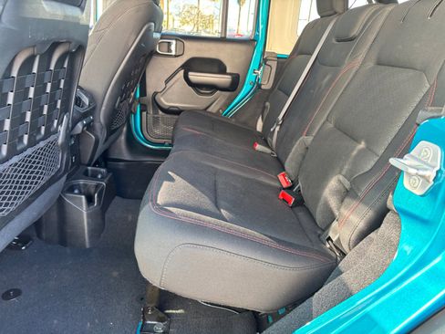 Used 2020 Jeep Wrangler Unlimited Rubicon w/ Steel Bumper Group image 17