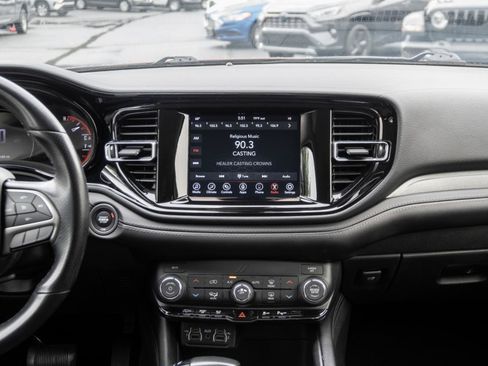 Used 2021 Dodge Durango SXT AWD/4WD image 31