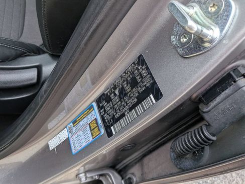 Used 2022 Kia Seltos S FWD image 29