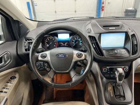 Used 2015 Ford Escape SE w/ Equipment Group 201A image 11