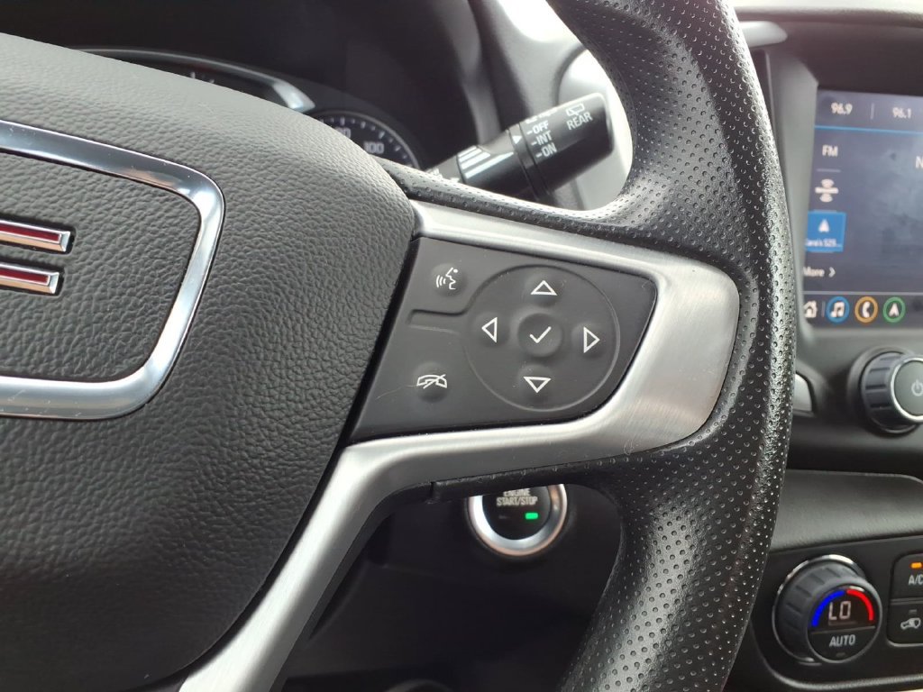 Used 2022 GMC Terrain SLE w/ Driver Convenience Package AWD/4WD image 17