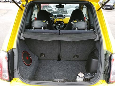 Used 2016 FIAT 500 Abarth w/ Comfort/Convenience Group image 9