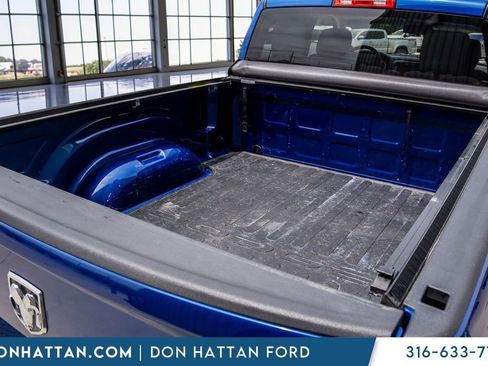 Used 2015 RAM 1500 Express AWD/4WD image 34