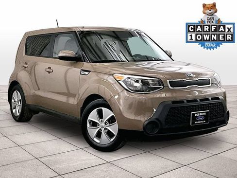 Used 2016 Kia Soul FWD image 2