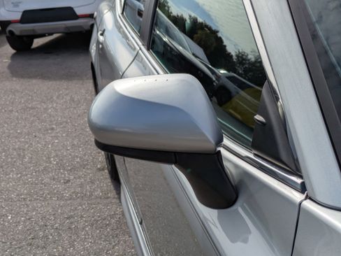 Used 2021 Toyota Camry SE image 12