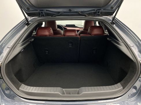 Used 2021 MAZDA MAZDA3 Hatchback w/Premium Plus Pkg image 20