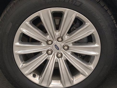 Used 2021 Ford Explorer Limited w/ Hybrid Equipment Group 310A RWD image 31