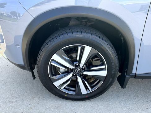 Used 2023 Nissan Rogue Platinum w/ Platinum Premium Package AWD/4WD image 22