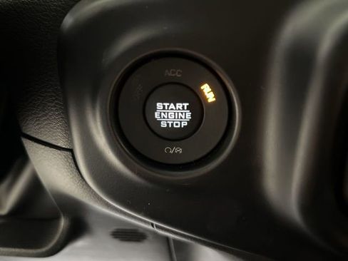 Used 2022 Jeep Gladiator Overland w/ Popular Equipment Package image 16