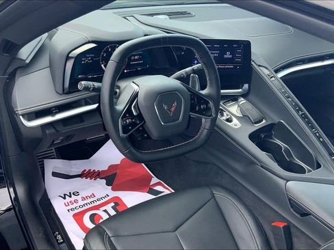 Used 2023 Chevrolet Corvette Stingray Coupe w/ 1LT RWD image 11