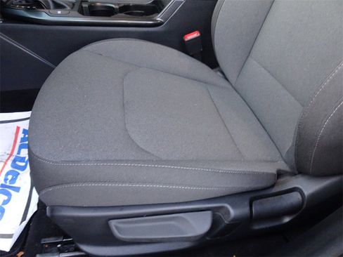 Used 2025 Kia K4 LX image 9