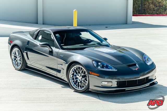 Used 2009 Chevrolet Corvette ZR1 w/ Preferred Equipment Group RWD image 39