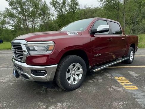 Used 2023 RAM 1500 Laramie AWD/4WD image 4