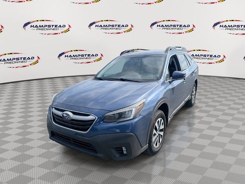 Used 2020 Subaru Outback Premium AWD/4WD image 1