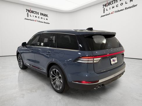 New 2026 Lincoln Aviator 2WD image 27