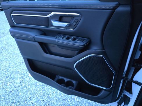 New 2026 RAM 1500 Laramie AWD/4WD image 27
