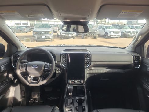 Certified 2025 Ford Ranger Lariat w/ FX4 Off-Road Package image 20