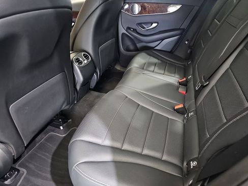 Used 2016 Mercedes-Benz GLC 300 4MATIC image 17