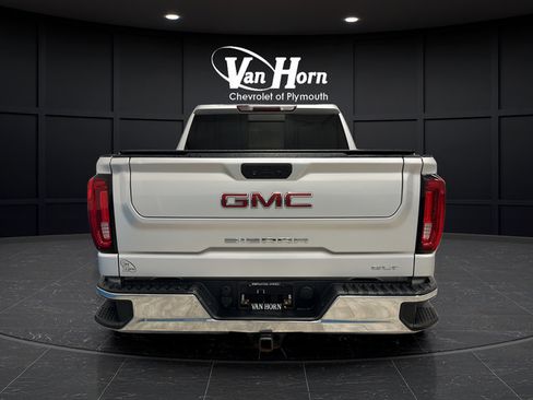 Used 2020 GMC Sierra 1500 SLT w/ SLT Premium Package AWD/4WD image 4
