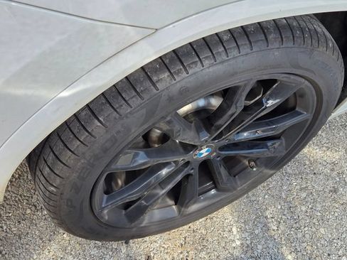 Used 2024 BMW X4 xDrive30i w/ Premium Package AWD/4WD image 11