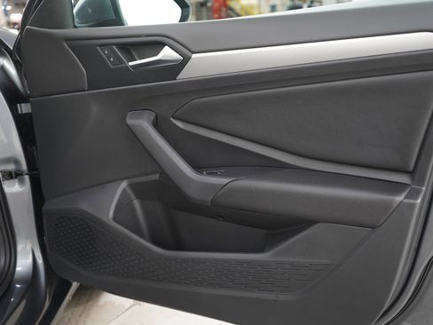 Used 2019 Volkswagen Jetta SE FWD image 9