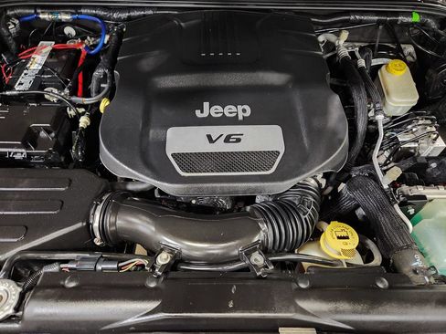 Used 2016 Jeep Wrangler Sport w/ Quick Order Package 24S AWD/4WD image 53