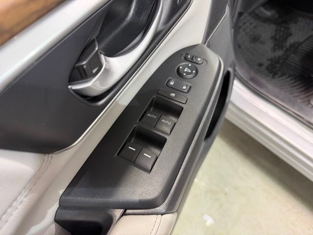 Used 2022 Honda CR-V EX-L image 13