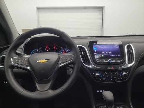 Used 2024 Chevrolet Equinox Premier AWD/4WD image 22