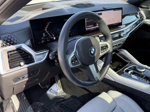 Used 2026 BMW X6 xDrive40i AWD/4WD image 21