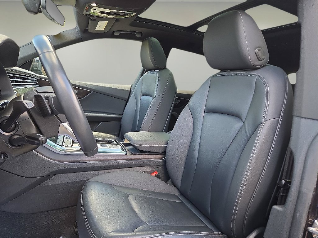 Used 2021 Audi Q8 Premium w/ Black Optic Package AWD/4WD image 14